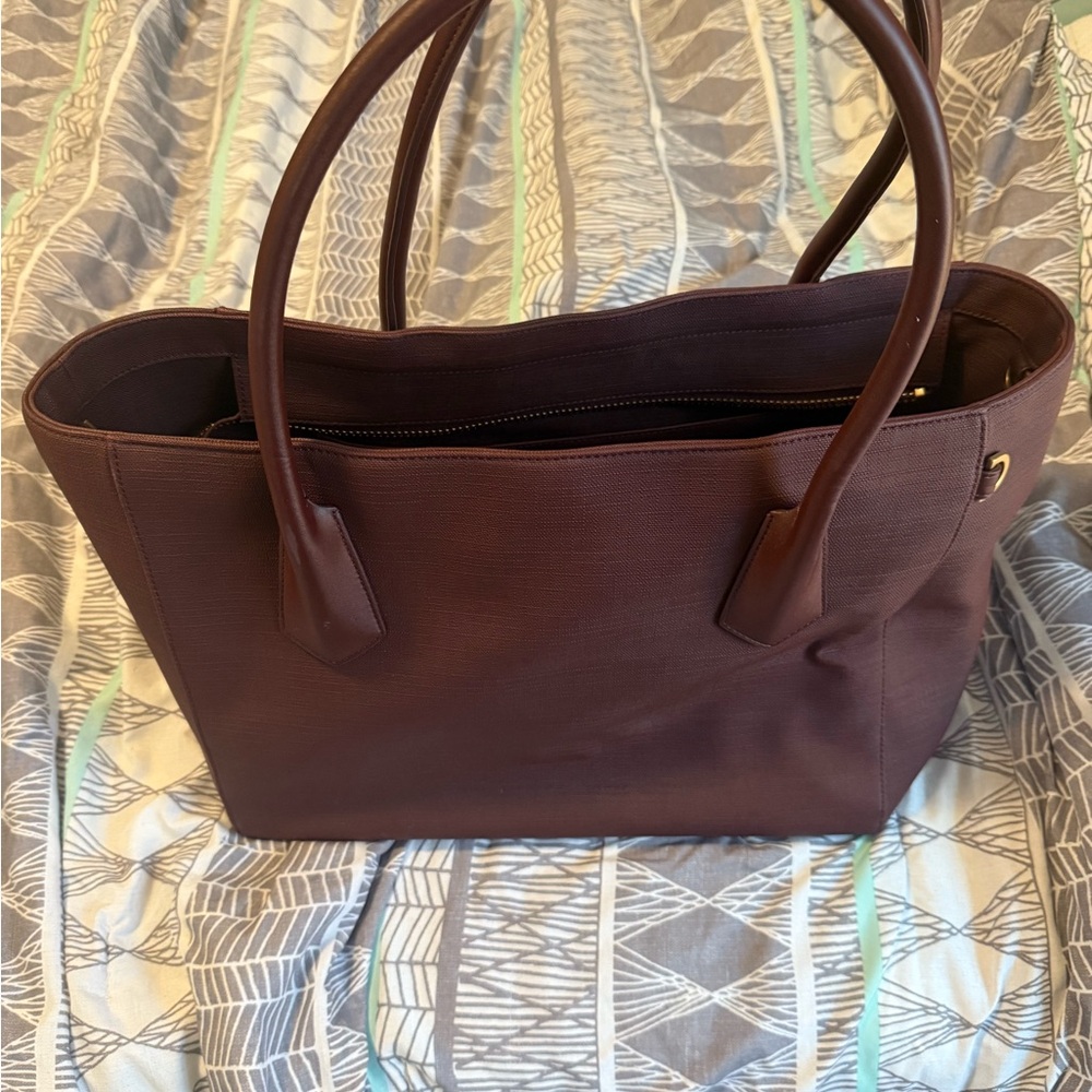Dagne Dover signature tote bag in oxblood